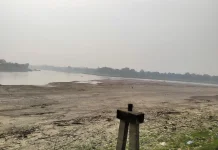 Warga Sintang Mulai Kesulitan Air Bersih