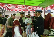 Bupati Sintang Tinjau Hasil Karya Warga Binaan di Lembaga Pemasyarakatan Sintang