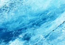 Alasan Ilmiah di Balik Warna Biru pada Es