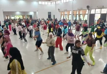 Ratusan Peserta Semarakkan Zumba Party RRI Fest 2026 di Sintang