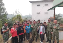 Satgas Karhutla TNI Edukasi Kelompok Tani Mekar Mandiri Kayan Hilir Sintang