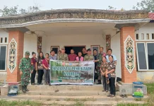 Cegah Karhutla, Tim Mabes TNI Edukasi Warga Kelam Permai