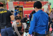 Ribuan Liter Air Bersih Disalurkan ke Dua Desa di Sekadau Hilir