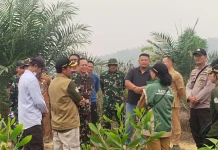 Satgas Karhutla TNI Buka Lahan Demplot Pupuk Organik di Kayan Hilir