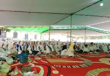 Ribuan Jemaah Ikuti Tabligh Akbar BKMT Sintang