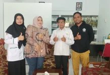Alumni MTs Negeri 1 Sintang Salurkan Donasi untuk Pembangunan Masjid