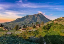 Memahami Empat Tingkatan Status Gunung Api sebelum Erupsi