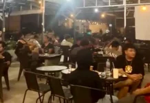 Warga Sintang Sambut Hujan dengan Sorakan “Kuluk-Kuluk”