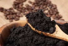 Ampas Kopi Jadi Cara Baru Bersihkan Kloset, Apa Risikonya?