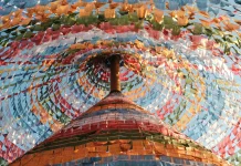 Dua Jenis Prayer Flags Tibet dan Simbol di Dalamnya