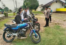 Polsek Semitau Tertibkan Lima Sepeda Motor Knalpot Brong