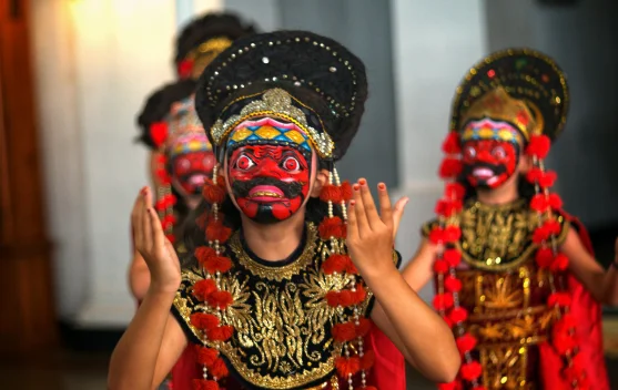 Cara Melestarikan Budaya Daerah Masa Kini