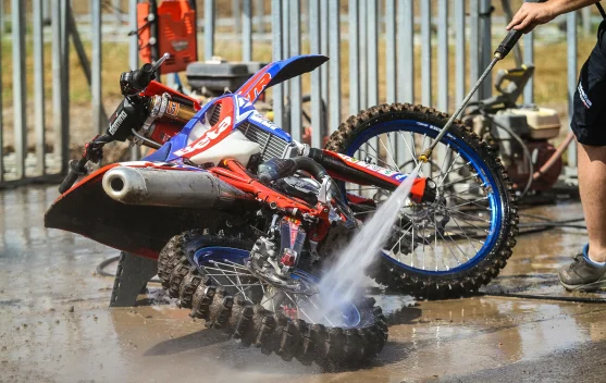 Tips Membuka Usaha Cuci Motor