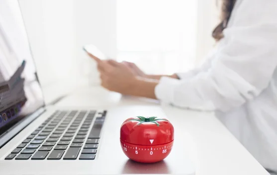 Tips Mengurangi Kebiasaan “Nanti Aja” dengan Teknik Pomodoro