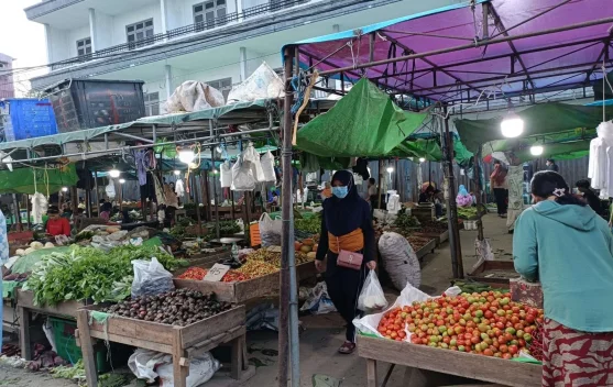 Warga Sintang Keluhkan Kenaikan Bahan Bangunan dan Pangan