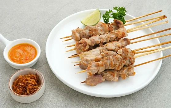 Trik Cerdas Makan Sate Taichan tanpa Rasa Bersalah