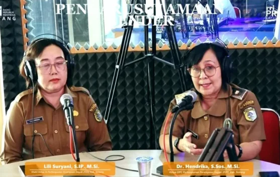 Perempuan Dayak Berdaya, Berbudaya, dan Berkarya