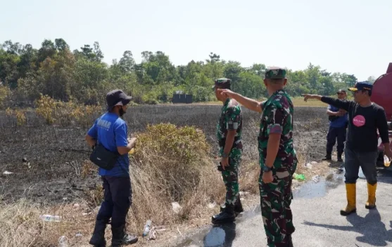 Kasrem 121/Abw Lakukan Peninjauan Penanganan Karhutla di Kabupaten Sintang