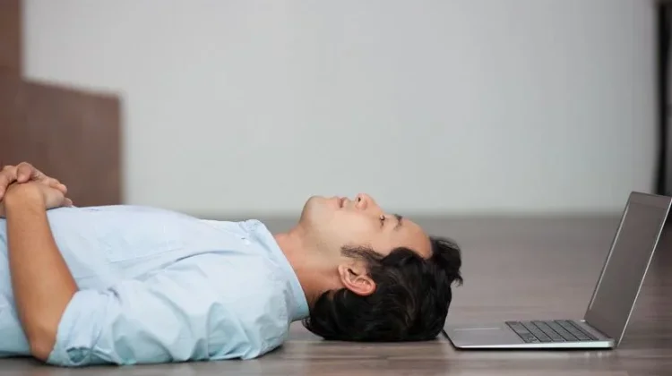 Manfaat Tidur Singkat Siang Hari saat Berpuasa