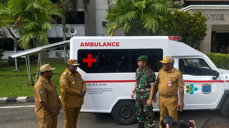 2 Ambulans Emergency untuk RS dr. Aryoko dan Klinik Pratama Pasmar 3 Sorong