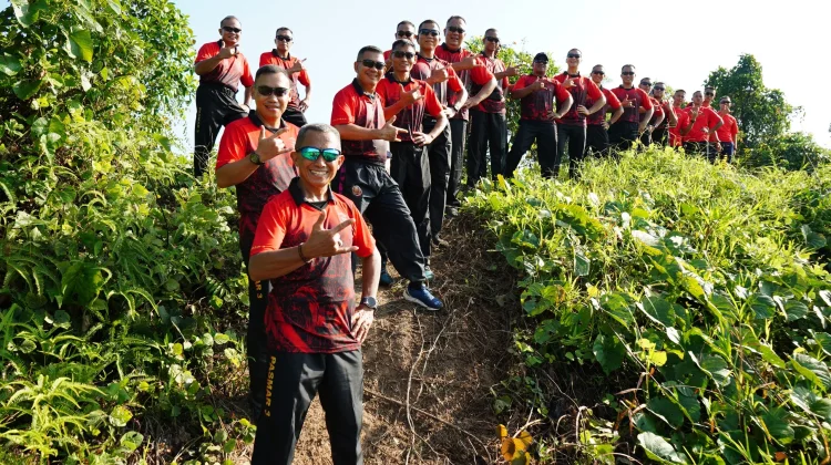 Puasa Bukan Alasan, Perwira Denmako Pasmar 3 Gelar Olahraga Lintas Alam