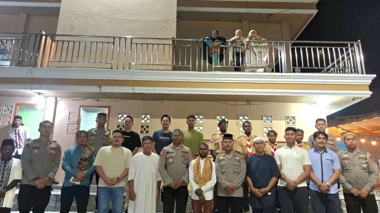Kapolres Sorong Selatan Meninjau Pengamanan Shalat Tarawih
