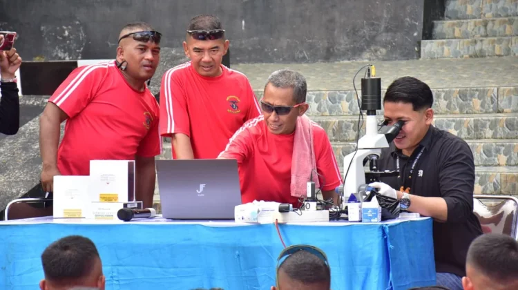Perwira Pasmar 3 Ikuti Sosialisasi Terapi Laser dan Screening Kesehatan