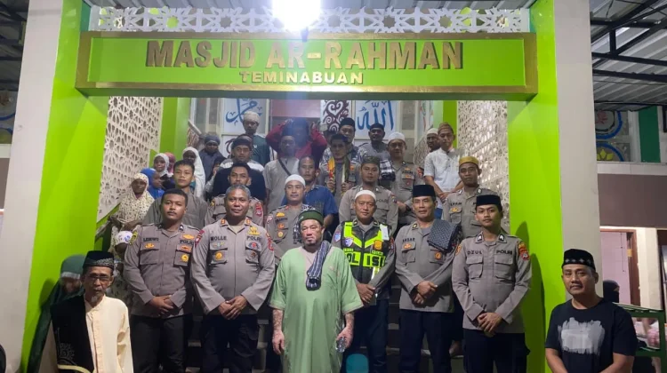 Kapolres Sorong Selatan Melaksanakan Safari Ramadan di Masjid Ar-Rahman