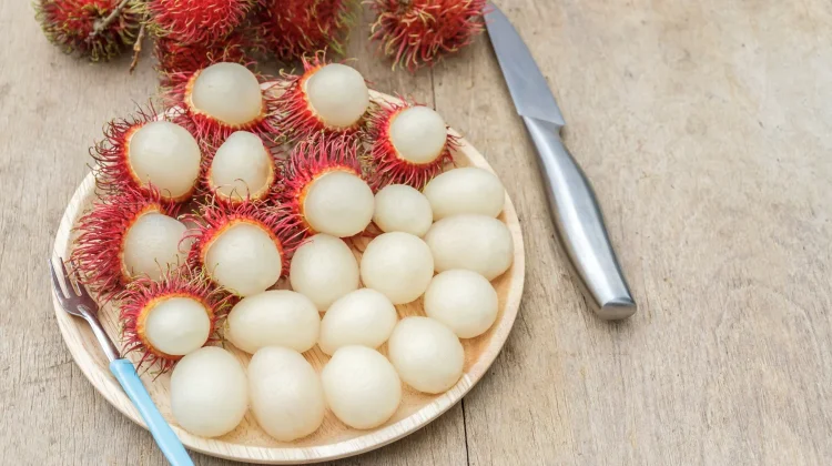 Fakta Nutrisi Buah Rambutan yang bisa di Konsumsi