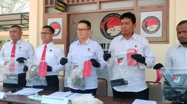 Ditresnarkoba Polda Papua Barat Daya Ringkus Residivis saat Konsumsi Sabu