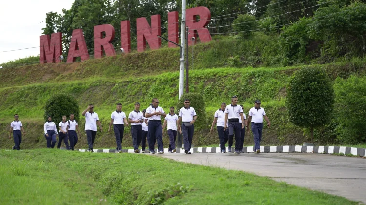 Jumat Ceria Ramadan, Perwira Denmako Pasmar 3 Tetap Bugar lewat Olahraga Rutin