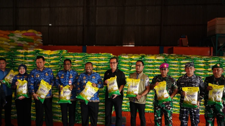 Asops Danpasmar 3 Ikuti Pemantauan Harga dan Stok Sembako jelang Idul Fitri
