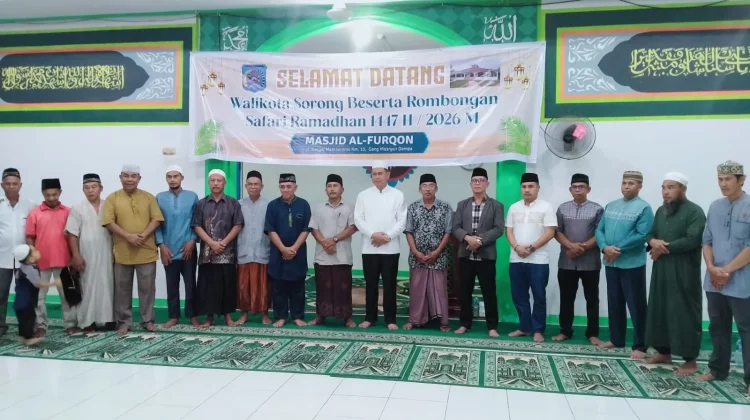 Hari Terakhir Safari Ramadan, Wakil Wali Kota Sorong Pesan Jaga Kamtibmas