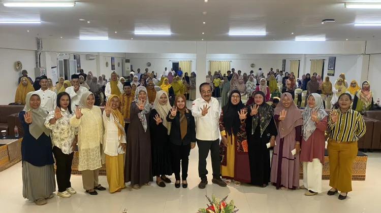 Robert Kardinal Sosialisasikan Empat Pilar Kebangsaan kepada Ibu-Ibu di Aimas