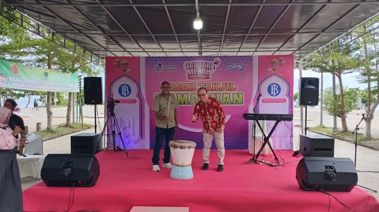 BI Edukasi Pengggunaan QRIS lewat Kegiatan Pasar Takjil di Raja Ampat