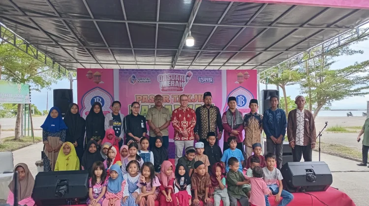 BI Edukasi Pengggunaan QRIS lewat Kegiatan Pasar Takjil di Raja Ampat