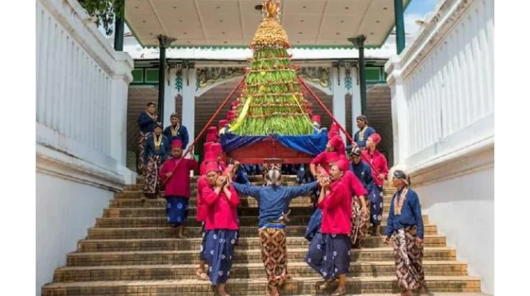 Ragam Tradisi unik Sambut Idulfitri di Berbagai Penjuru Nusantara
