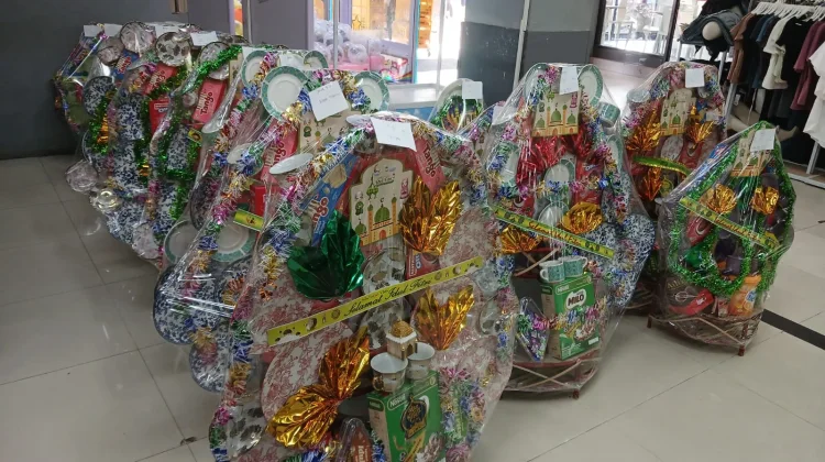 Pesanan Parcel jelang Lebaran di Saga Meningkat