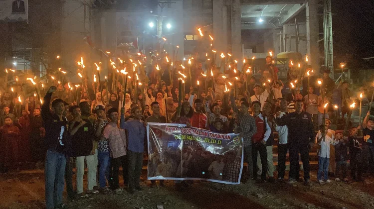 Pawai Obor Malam Takbiran HBM Squad Ramaikan Jalanan Kota Sorong