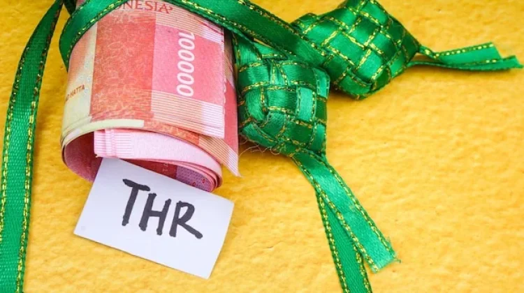 THR Cepat Habis? Ini Kesalahan yang Sering Dilakukan