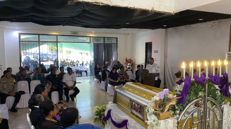 Kenang Jasa Don A.L. Flassy, Pemprov PBD Gelar Pelepasan Jenazah menuju Sorsel