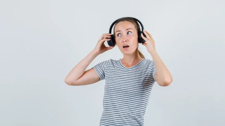 Simak Aman untuk Menggunakan Earphone