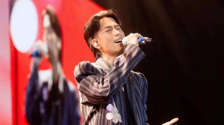 Harry Kiss: Vidi Aldiano Pernah Rahasiakan Infus saat Manggung