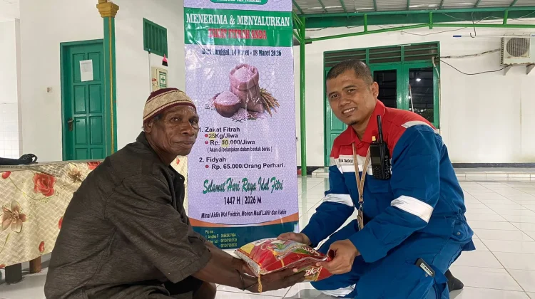 Pertamina Patra Niaga Kilang Kasim, Salurkan Zakat Ramadan