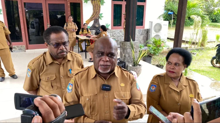 Maggot Jadi Alternatif Pengolahan Sampah Organik di Papua Barat Daya