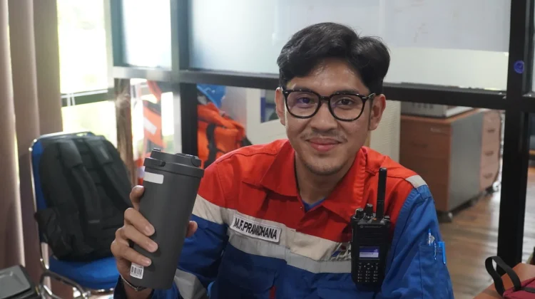 Pertamina Patra Niaga Kilang Kasim Eliminasi Botol Plastik Sekali Pakai