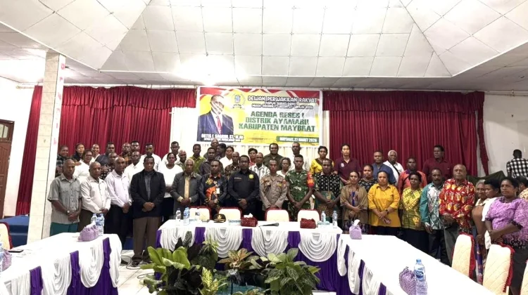 Reses di Ayamaru, Ketua DPR PBD Soroti Masalah Mendesak Warga