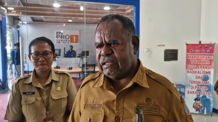 Paskah Bersama di Sorong, Gubernur Elisa Kambu Siapkan Tiga Tiket ke Yerusalem