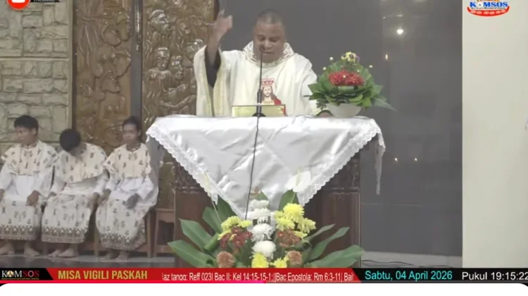 Cahaya Paskah di Katedral Sorong: Kristus Bangkit Membawa Harapan Baru