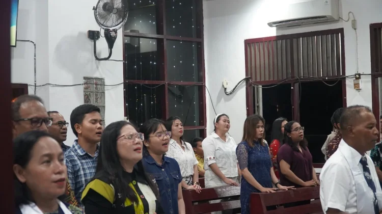 Pertamina Patra Niaga Kilang Kasim Gelar Ibadah Paskah Sederhana